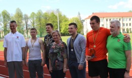 Birštono kurorto stadione karaliavo metikai