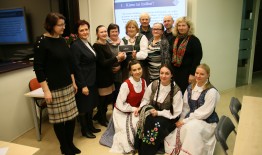 Protmūšyje „Gimtojo žodžio skraistėn įsisupus“ Birštono savivaldybei atstovavusi komanda „Nemuno vingiai“ džiaugiasi antrąja vieta