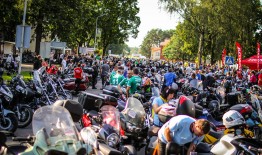 „Mototurizmo ralio“ finišas Birštone  – dalyvių gausa, koncertas ir intelektualios diskusijos