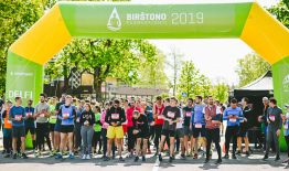 Birštono pusmaratonyje lenktyniavo 2000 bėgikų