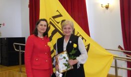 Birštono sav. merei – tarptautinės moterų organizacijos „ZONTA International“ apdovanojimas už aktyvią visuomeninę veiklą ir už nuostabiai sutvarkytą Birštoną