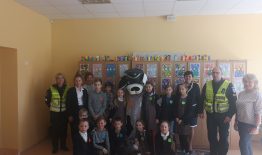 Birštono gimnazijos pradinukai pasitikrino žinias konkurse „Šviesoforas“