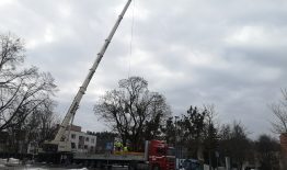 Dėmesio – kovo 12 dieną vyks automobilinio krano darbai Birštone