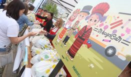 Birželio mėnesį visoje Lietuvoje ukrainiečių vaikus džiugins „Smaližiamobilis – ЛасунCar”