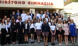 Aukšti abiturientų pasiekimai ir įvertinimai Birštono gimnazijoje